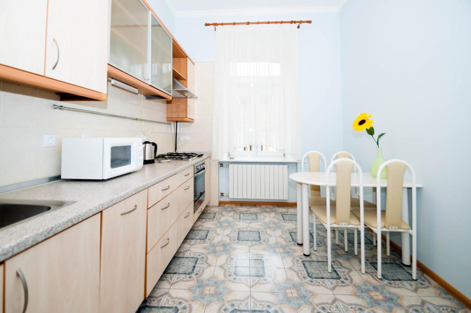 Central Apartments Kiev Bagian luar foto