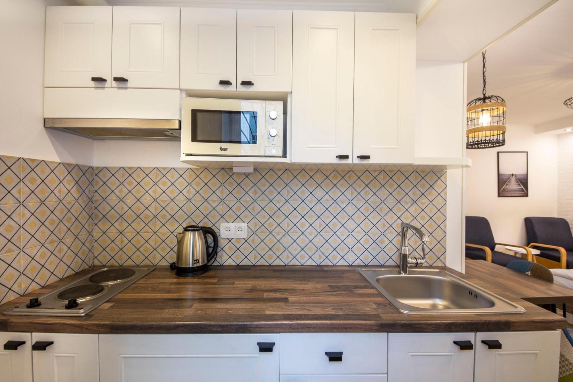 Central Apartments Kiev Bagian luar foto