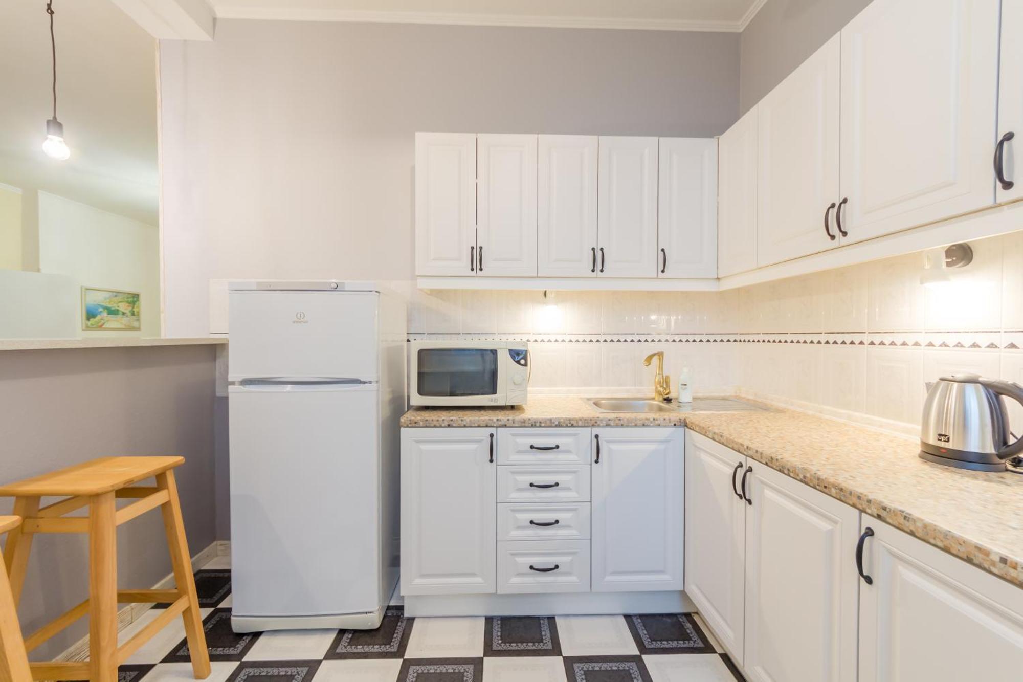 Central Apartments Kiev Bagian luar foto